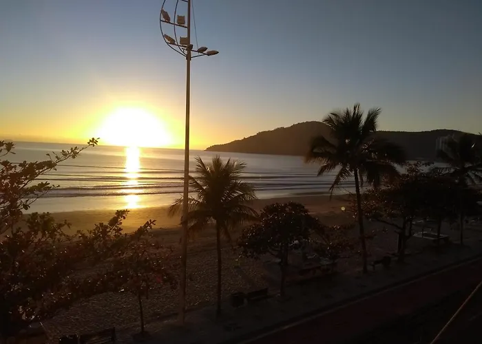 Apto. Beira Mar Em Bal. Camboriu