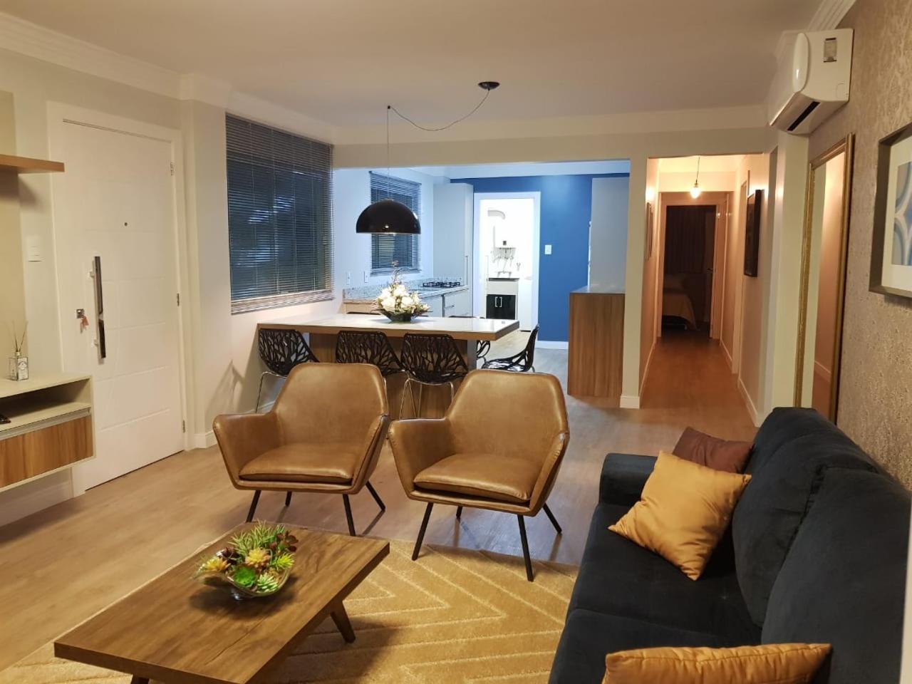 Apto. Beira Mar Em Bal. Camboriu Apartamento *